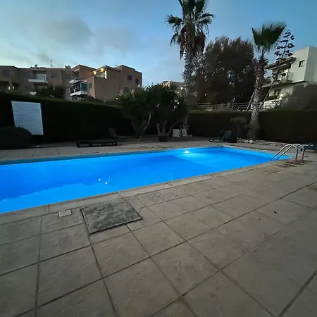 Seaview With Garden & Pool Apartamento *