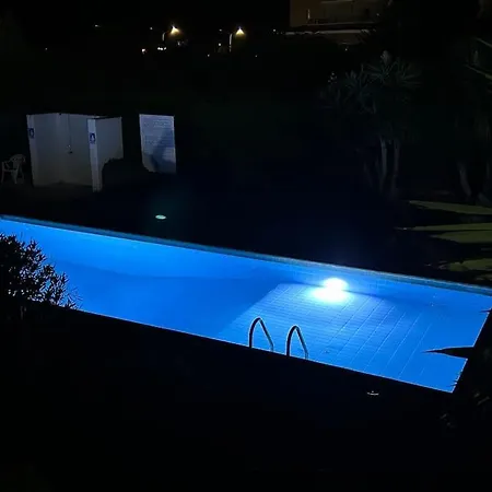 Apartmán Seaview With Garden & Pool Paphos