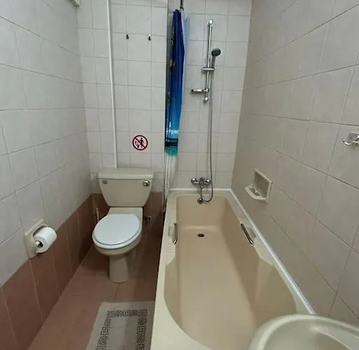 Daire Seaview With Garden & Pool Pafos