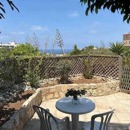 Seaview With Garden & Pool *