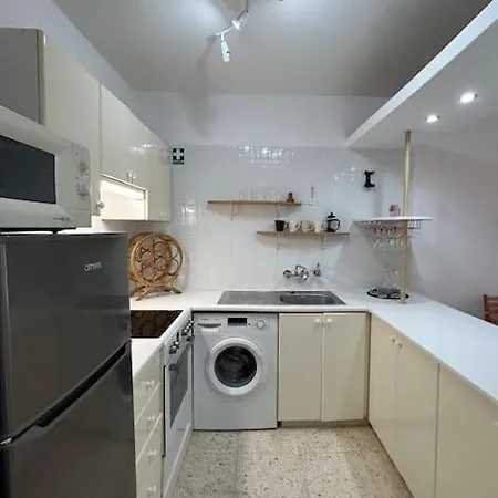 Seaview With Garden & Pool * Paphos