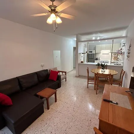 Seaview With Garden & Pool Appartement *