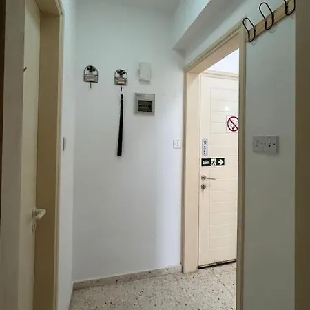 Seaview With Garden & Pool Apartment *